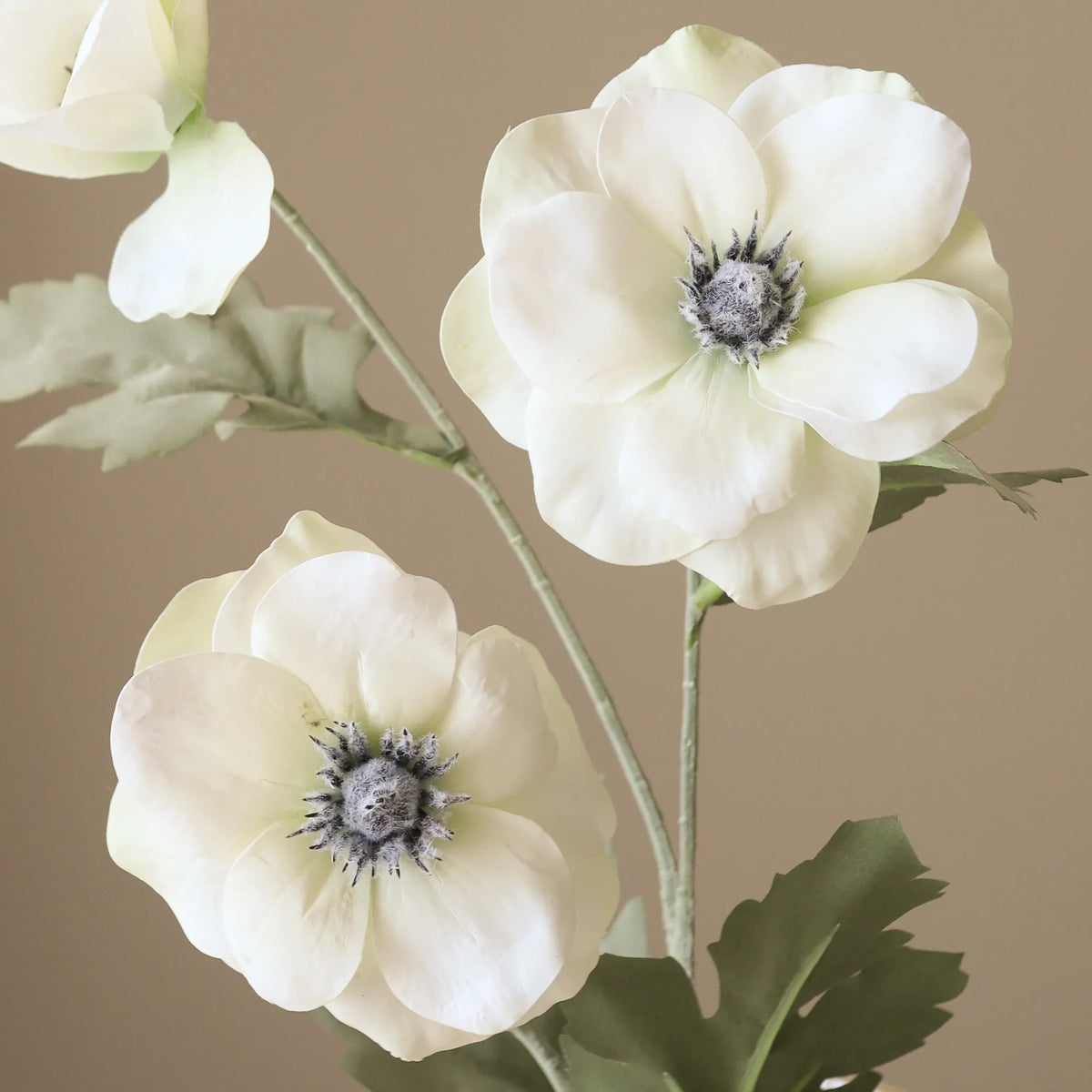 Kunstig anemone – Hvit 70 cm